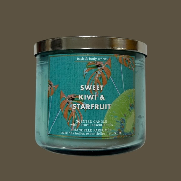 Bath & Body Works Other - Bath and Body Works Sweet Kiwi and Starfruit Scented Candle